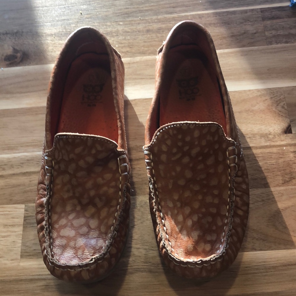 Girl’s loafers size 33
